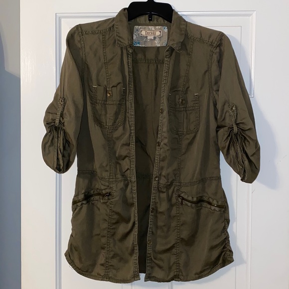 Jacket - Picture 1 of 5